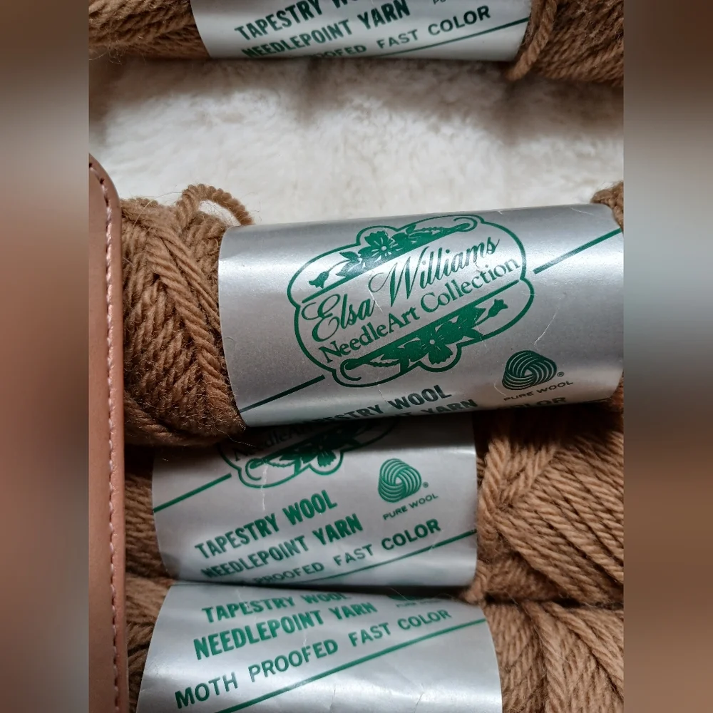 Elsa Williams Needlepoint Yarn Lot of 5 Skeins 100% Wool Tapestry Yarn Brown NEW - Picture 2 of 5
